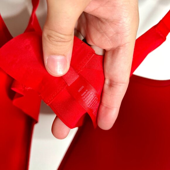 SKIMS Ultimate Push-up Plunge Bra Bright Red Sexy Intimate Sz 34DDD - Picture 4 of 5